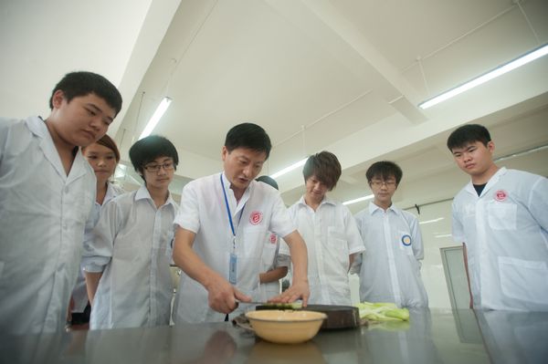 image009