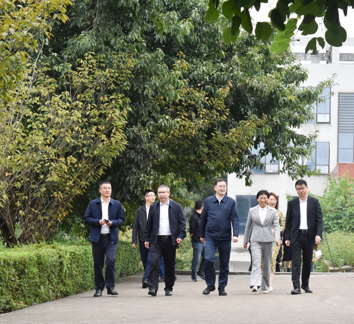 领导关怀促发展 砥砺前行谋新篇——四川省人力资源和社会保障厅党组成员、副厅长刘晓博莅校调研